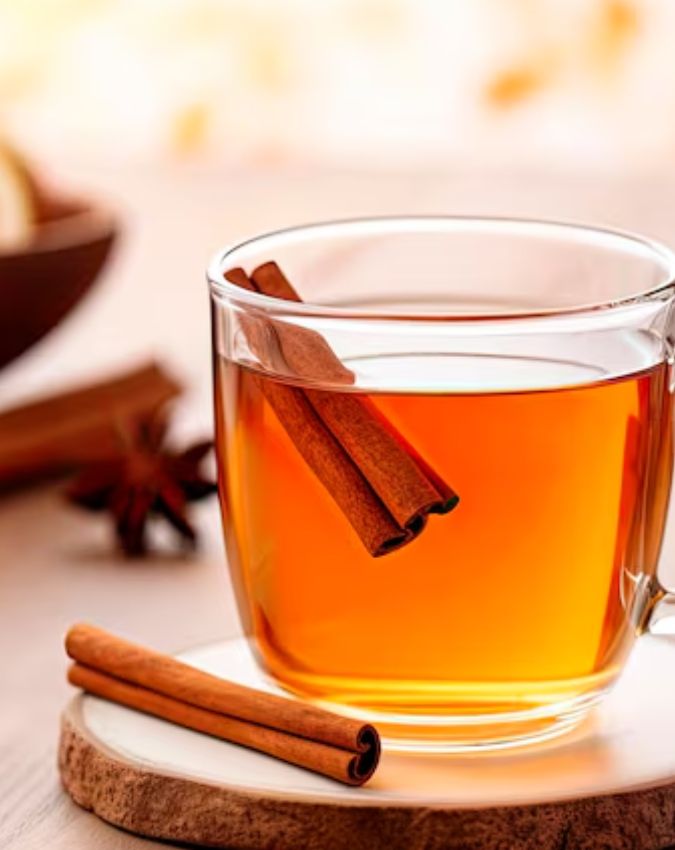 सुबह खाली पेट पिएं दालचीनी का पानी . Image Source Freepik Cinnamon water benefits-1-2-3-4