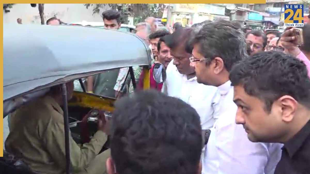 मुंबई में ट्रैफिक नियम तोड़ने पर BJP विधायक पराग शाह ने खोया आपा, ऑटो चालाक को जड़ा थप्पड़, सामने आया Video