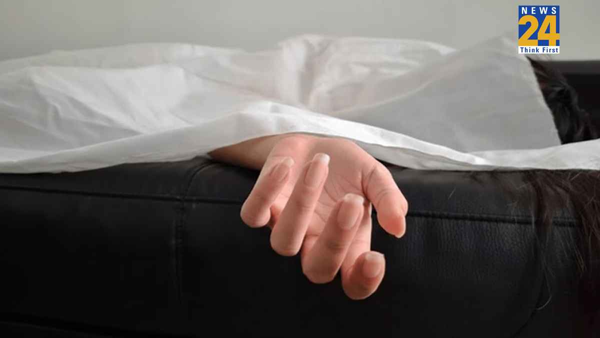 noida girl death due to abortion pills