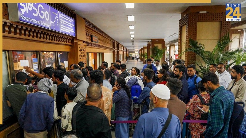 how airlines manipulates pessengers how airlines manipulates pessengers