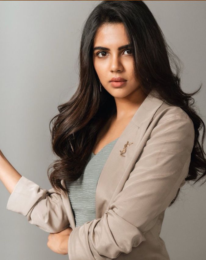 year ender 2025 (2) year ender 2025-1-2-3-4-5-6