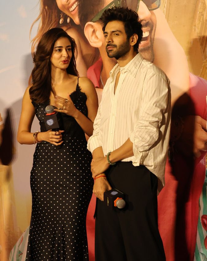 kartik Aaryan, kartik Aaryan Ananya Pandey Jodi Hit on Box Office, Ananya Pandey kartik Aaryan, kartik Aaryan Ananya Pandey Jodi Hit on Box Office, Ananya Pandey-1-2-3-4-5-6