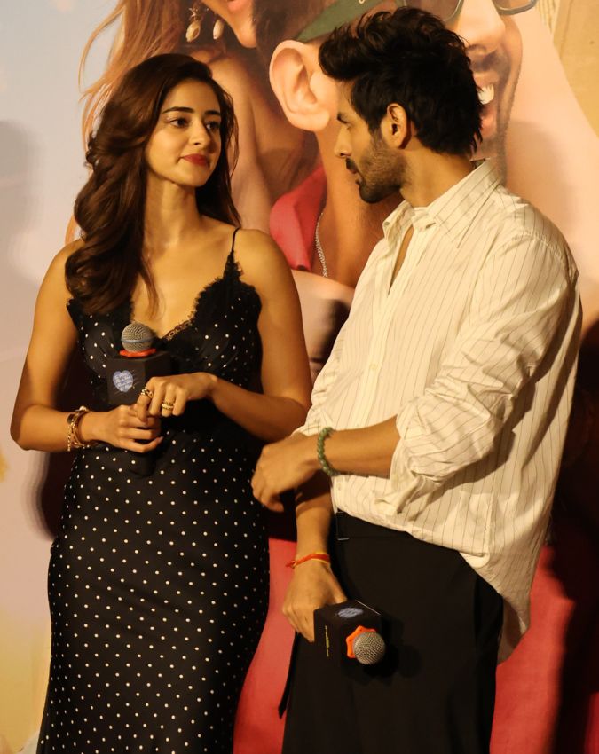 kartik Aaryan, kartik Aaryan Ananya Pandey Jodi Hit on Box Office, Ananya Pandey kartik Aaryan, kartik Aaryan Ananya Pandey Jodi Hit on Box Office, Ananya Pandey-1-2-3-4-5