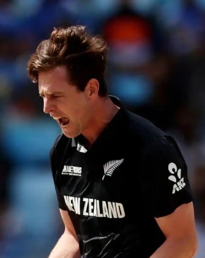 Kuldeep Yadav and Jasprit Bumrah-1-2-3-4