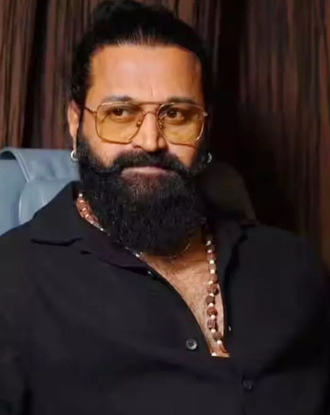 year ender 2025 (2) year ender 2025-1-2-3-4-5-6-7