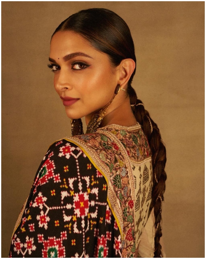 Deepika Padukone-1-2-3-4