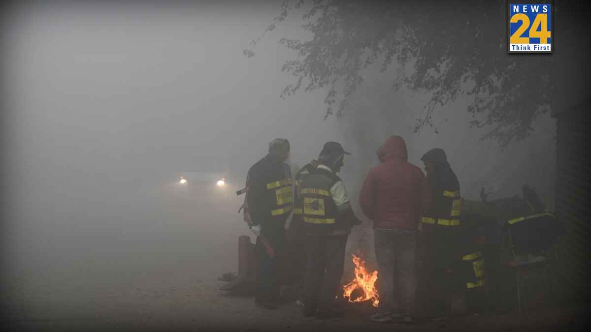 दिल्ली-NCR में जमा देने वाली सर्दी का प्रकोप, कड़ाके की ठंड में बेघर परेशान, रैन बसेरा बना आशियाना