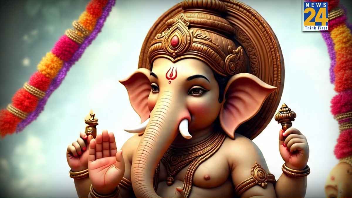 Ganpati Atharvashirsha Path: रोजाना करें गणपति अथर्वशीर्ष का पाठ, जीवन की सभी बाधाएं होंगी दूर