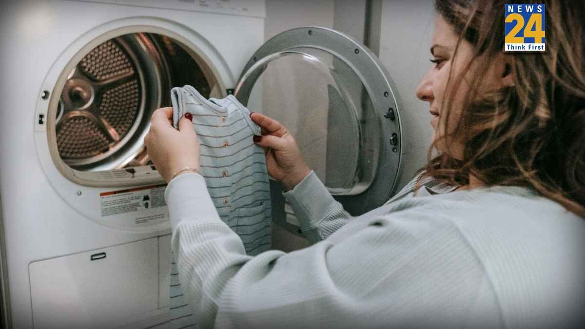 Hygiene Tips: बिना धोए कपड़े कितने दिनों तक पहन सकते हैं? आप भी नहीं जानते होंगे सही जवाब