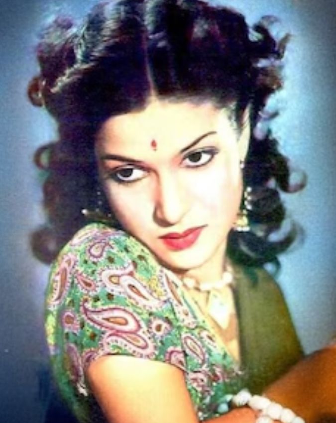 Bollywood Actress Kamini Kaushal, Kamini Kaushal career-1-2-3-4-5-6