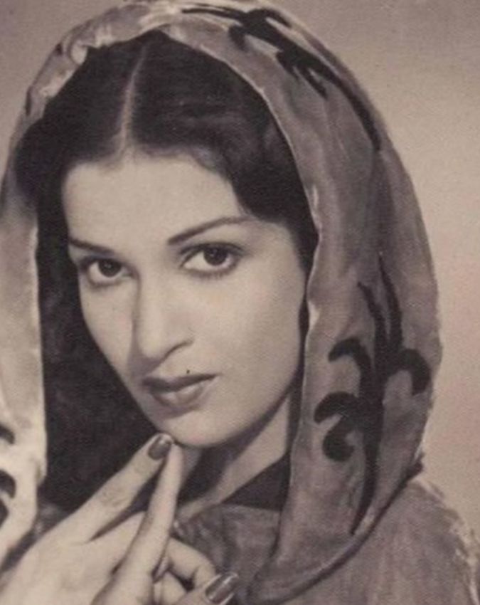 Bollywood Actress Kamini Kaushal, Kamini Kaushal career-1-2-3