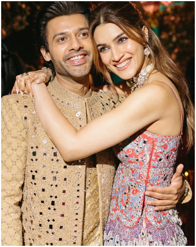 Nupur Sanon, Stebin ben-1-2-3-4-5-6-7-8