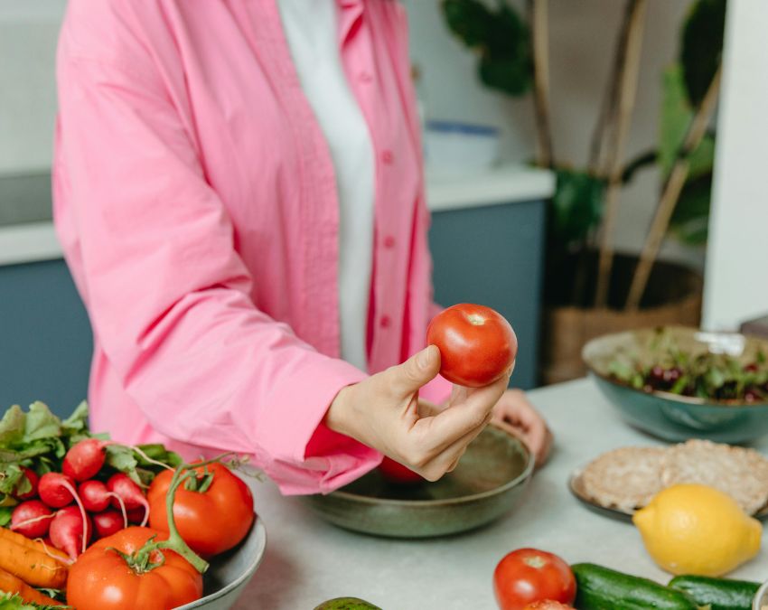 Kis Vitamin Ki Kami Se Bhook Nahi Lagti Hai-1-2