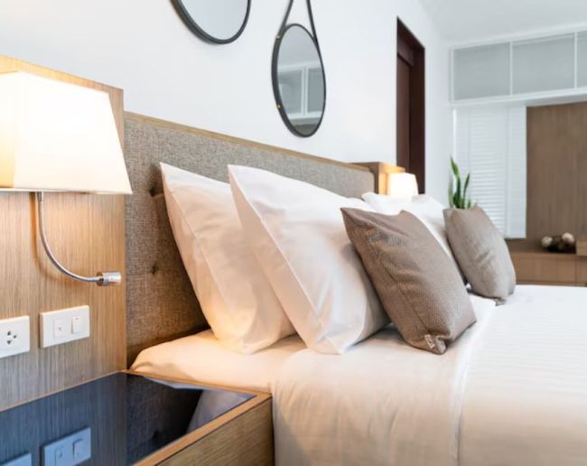 Why Is There No Clock In Hotels (2)-1-2-3-4