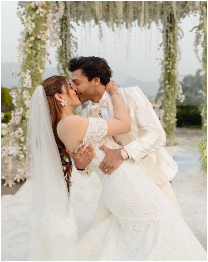 Nupur Sanon and Stebin Ben-1-2-3-4-5-6