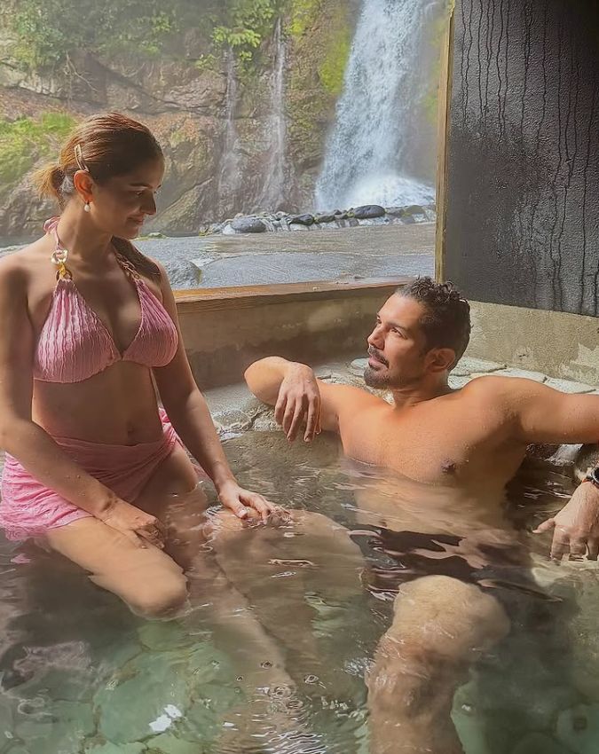 Rubina Dilaik Flaunts her Sizzling Look-1-2-3-4-5