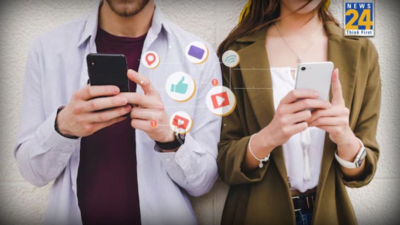 Social Media Puts Pressure on Real-life Relationships