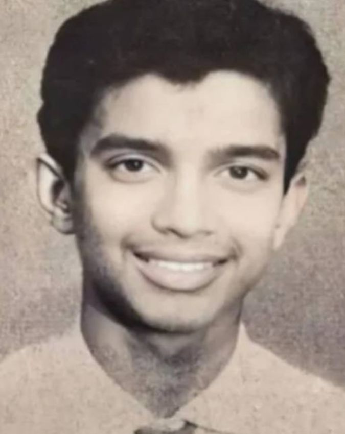 Mithun Chakraborty First 100cr Film-1-2