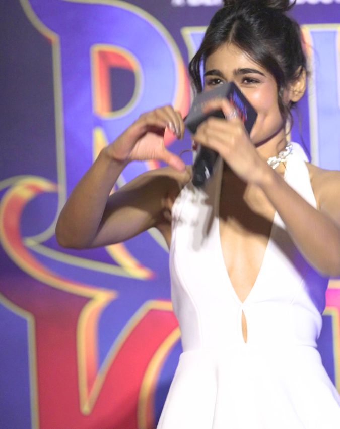 Shalini Pandey, Shalini Pandey New look-1-2