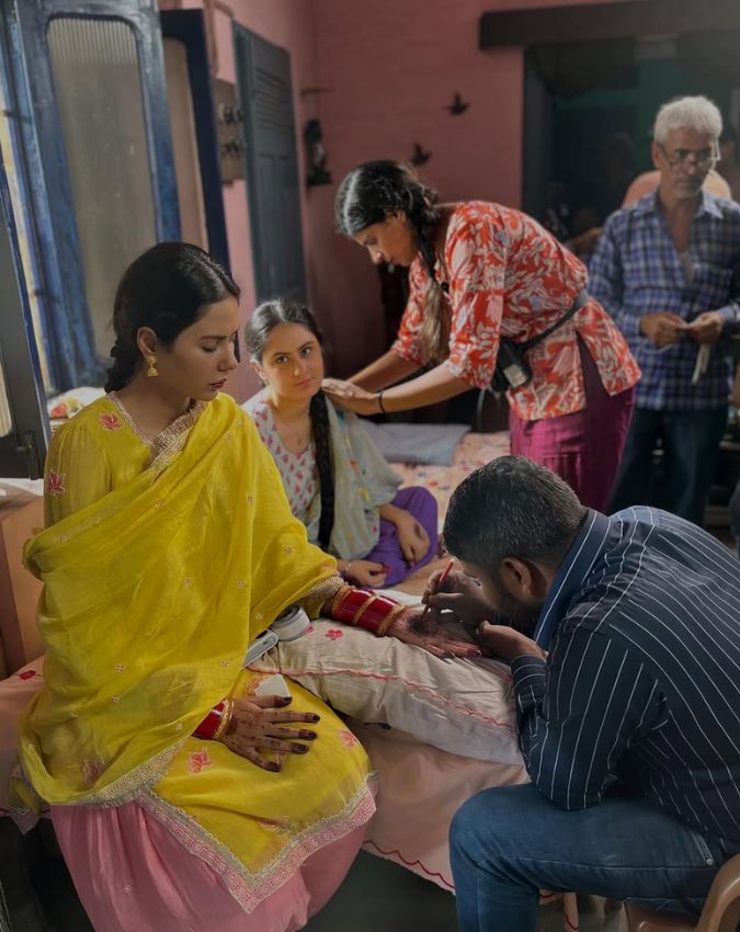 Border 2 Sonam Bajwa-1-2-3-4-5-6-7-8-9