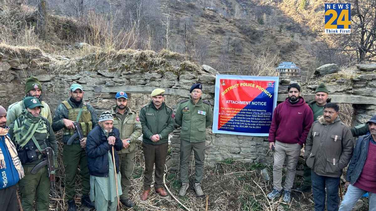 पुंछ पुलिस की बड़ी कार्रवाई: पाकिस्तान स्थित आतंकी हैंडलर जमाल लोन की संपत्ति जब्त