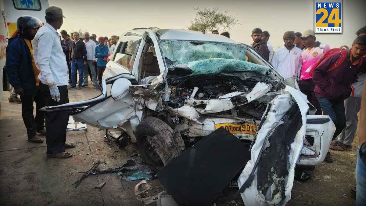 महाराष्ट्र में रॉन्ग साइड आ रही स्कॉर्पियो का कहर, नासिक में कार को मारी टक्कर, 4 की मौत