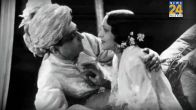 bollywood first kissing scene (1)