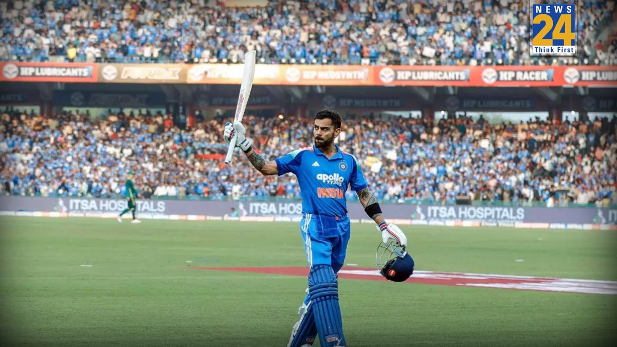 विराट कोहली मैदान पर-1