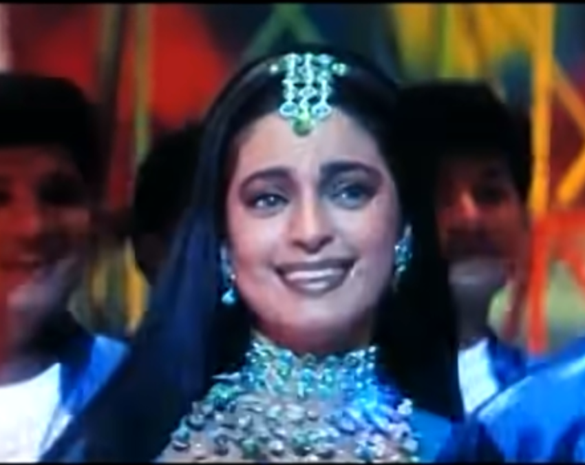 juhi chawla-1-2-3-4-5-6