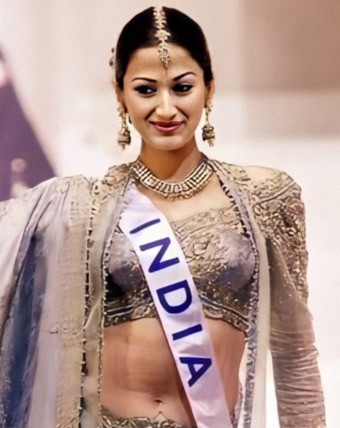 gayatri joshi (2) -1-2-3