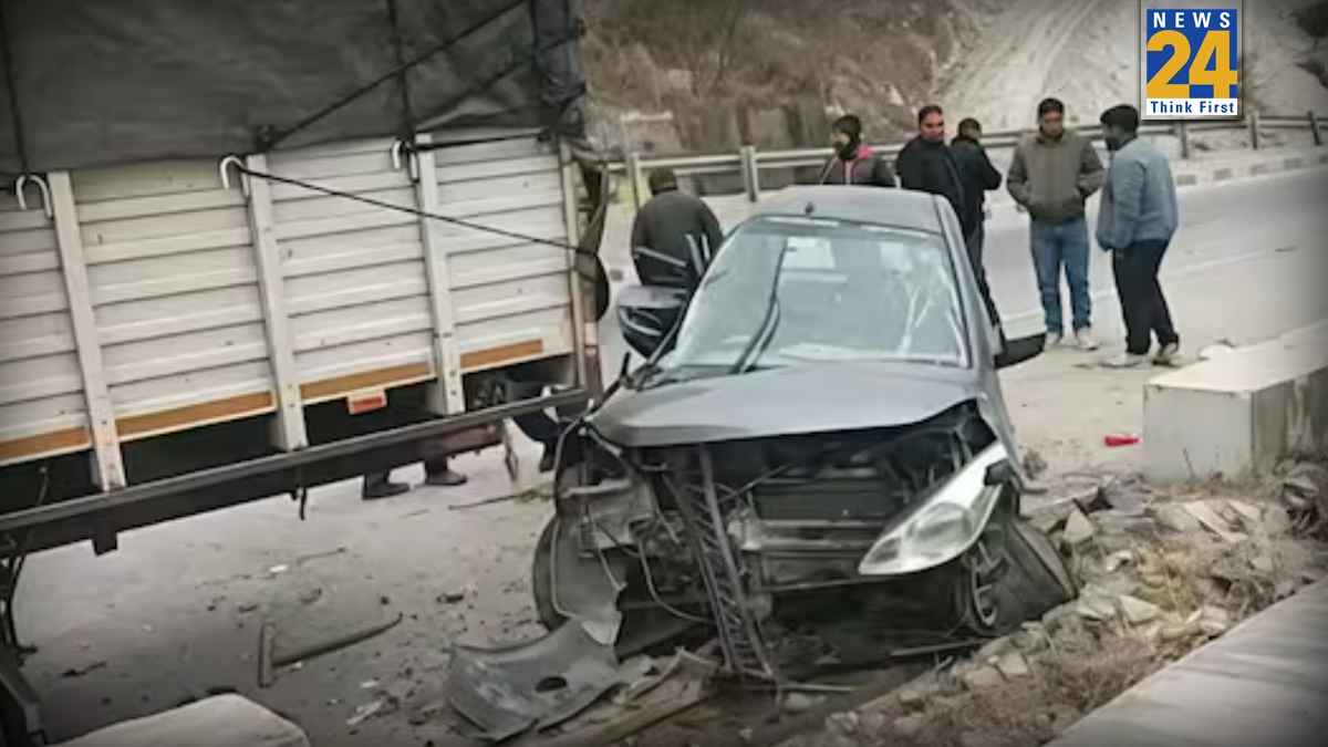 हिमाचल प्रदेश के कुल्लू में बड़ा हादसा, भूतनाथ पुल के पास कार-ट्रक भिड़ंत में 4 की मौत