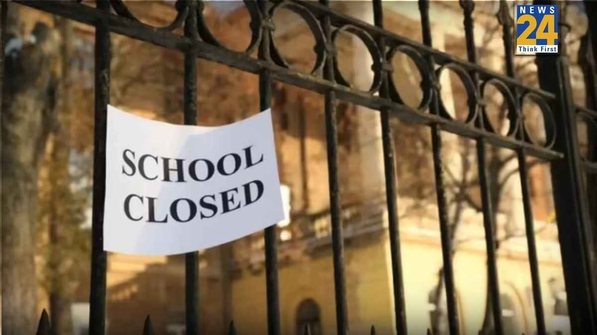 school closed (3)