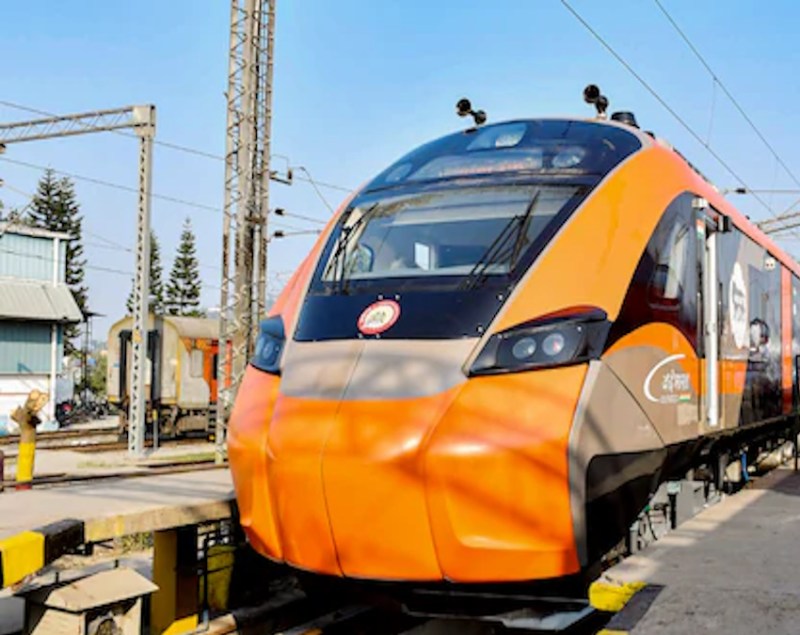 vande bharat sleeper amrit bharat train -1-2-3