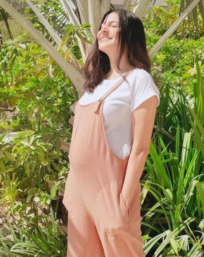 Bollywood Actresses Post Pregnancy Weight Loss Tips-1-2-3-4-5-6-7-8