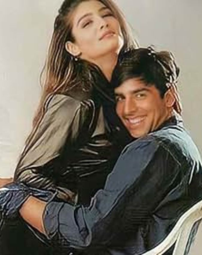 Ajay devgn akshay kumar raveena tandon-1-2-3-4-5-6