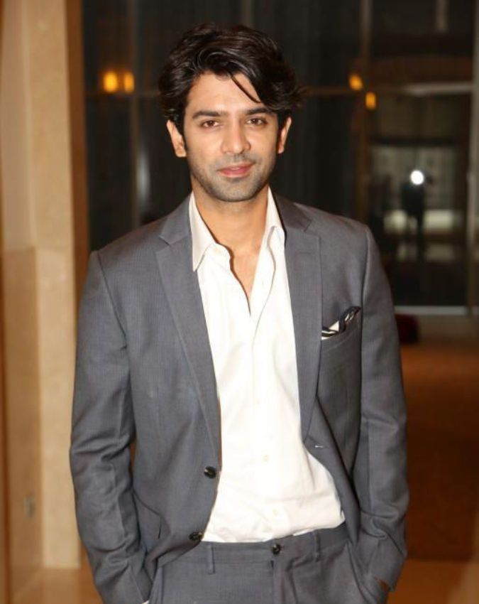 Barun Sobti Global Populaity-1-2-3-4-5-6
