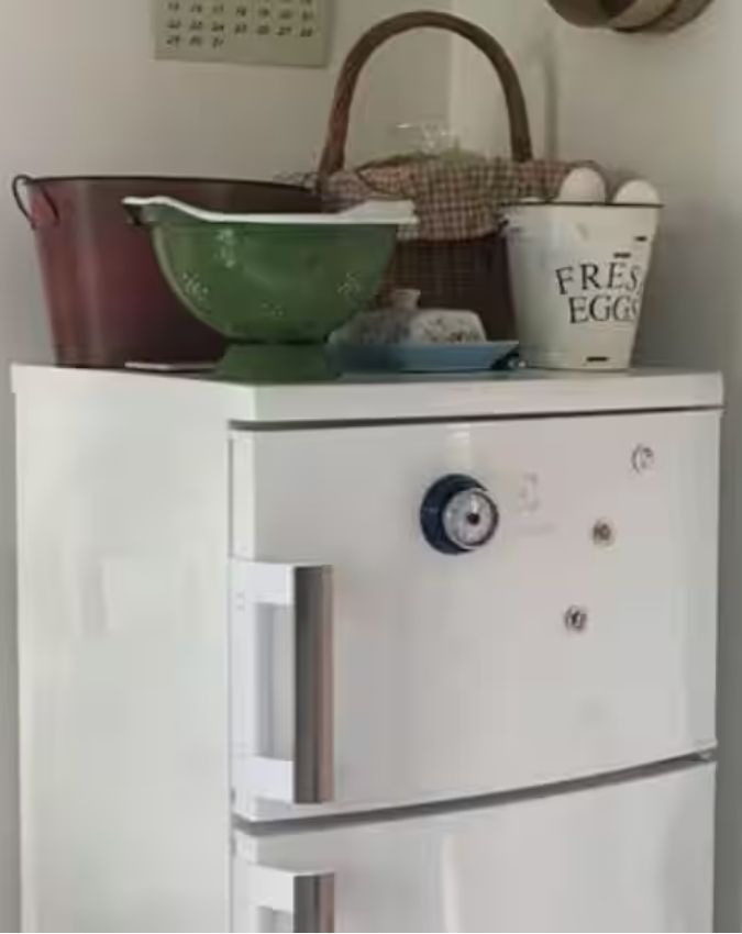 FRIDGE.jpg FRIDGE-1-2-3-4-5-6