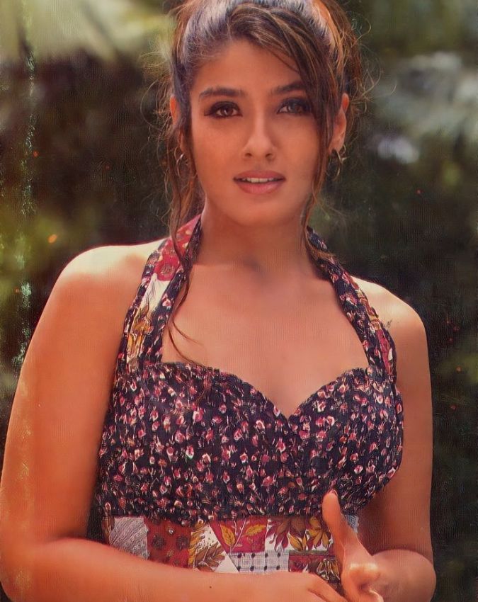 Ajay devgn akshay kumar raveena tandon-1-2-3-4-5