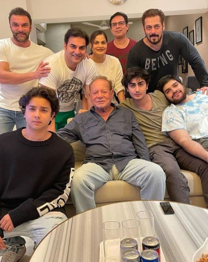 Salim Khan best movies Salim Khan best movies-1-2-3-4-5