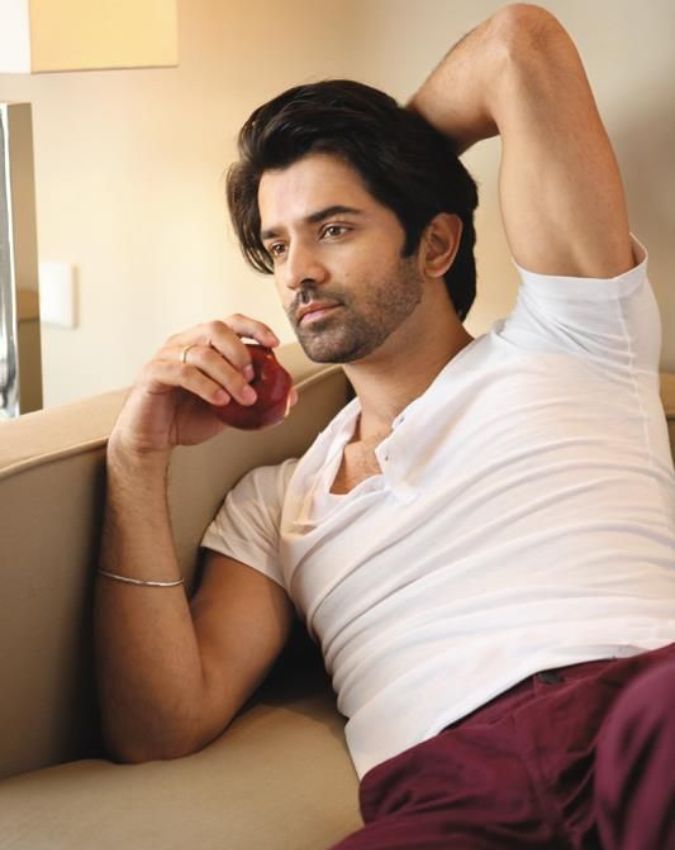 Barun Sobti Global Populaity-1-2-3-4-5-6-7