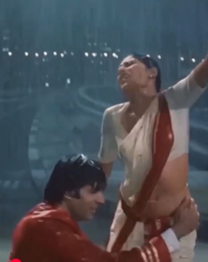 Amitabh Bachchan bold scenes smita patil Amitabh Bachchan bold scenes smita patil-1-2-3-4