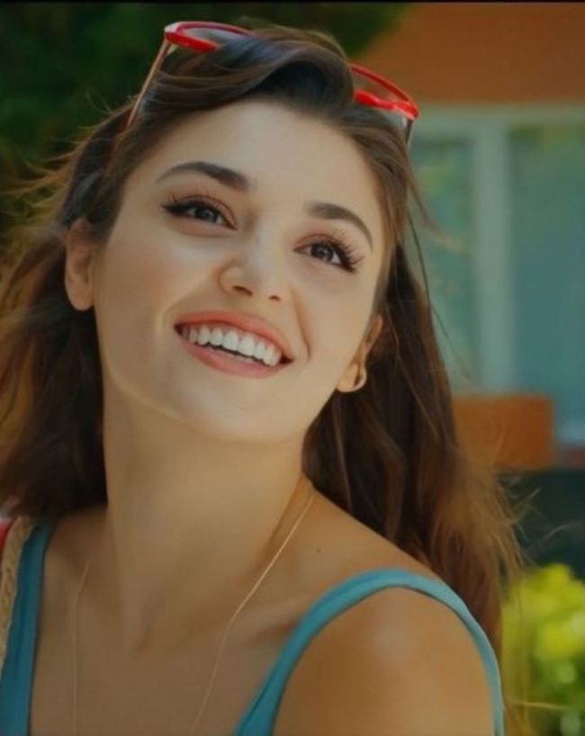 _Hande Ercel skincare routine (1)-1-2-3-4-5