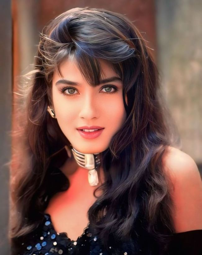 Ajay devgn akshay kumar raveena tandon-1-2-3-4-5-6-7-8