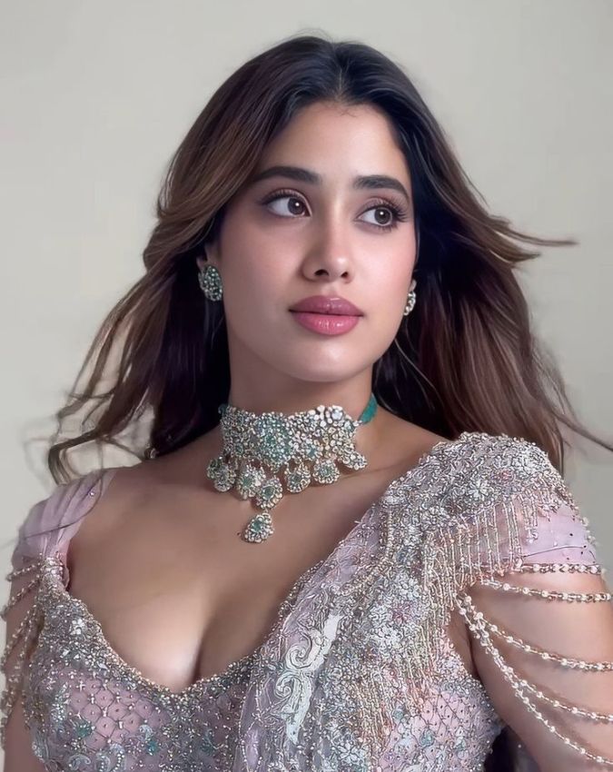 Jahnvi Kapoor Collagen Home Remedies-1-2