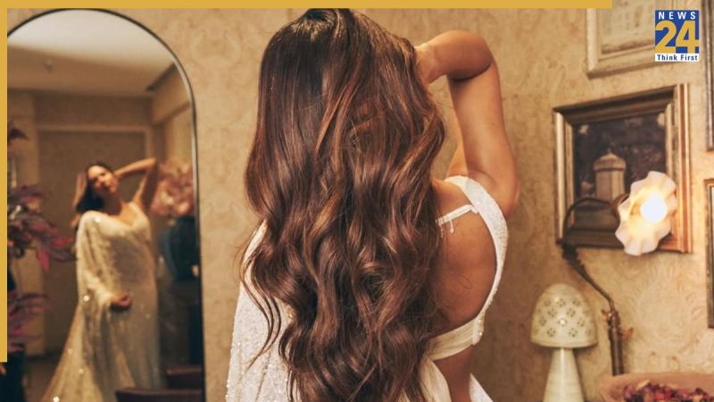 Sonam Bajwa three Hits Sonam Bajwa three Hits-1