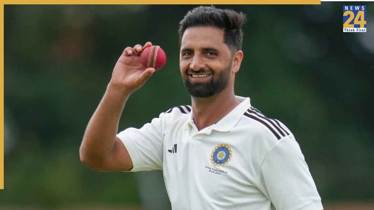 Auqib Nabi 5 Wicket Haul