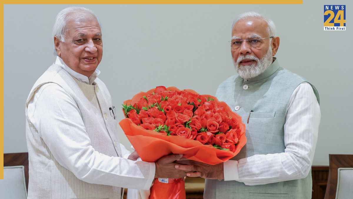 'गोधरा के बाद था मोदी का विरोधी, वहां जाकर खुली आंखें', गवर्नर आरिफ मोहम्मद खान बोले- गलत तरीके से किया गया बदनाम