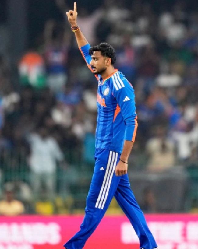 Mohammed Shami and Sanju Samson-1-2-3