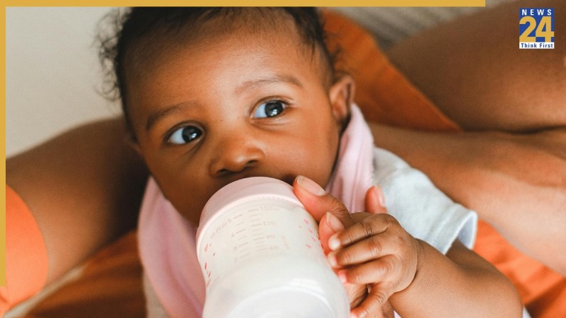 Bacchon Ke Liye Cow Milk Ya Buffalo Milk Kaunsa Behtar Hai