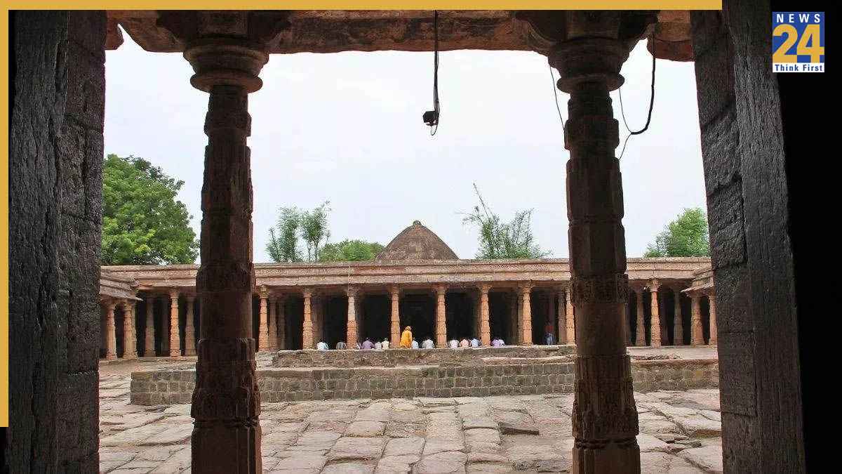 भोजशाला में मंदिर होने के पक्के सबूत! ASI रिपोर्ट में किया गया बड़ा दावा